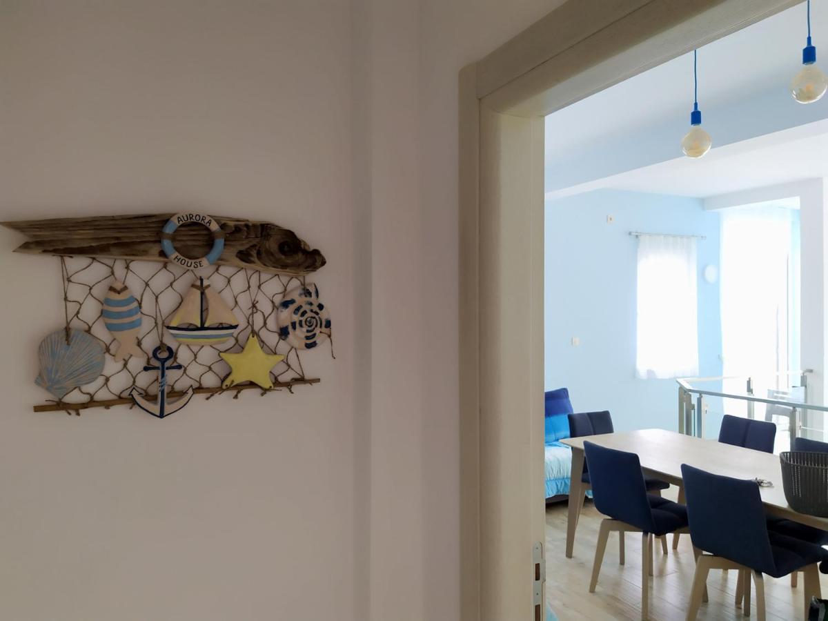 奈维斯Aurora House Duplex公寓 外观 照片